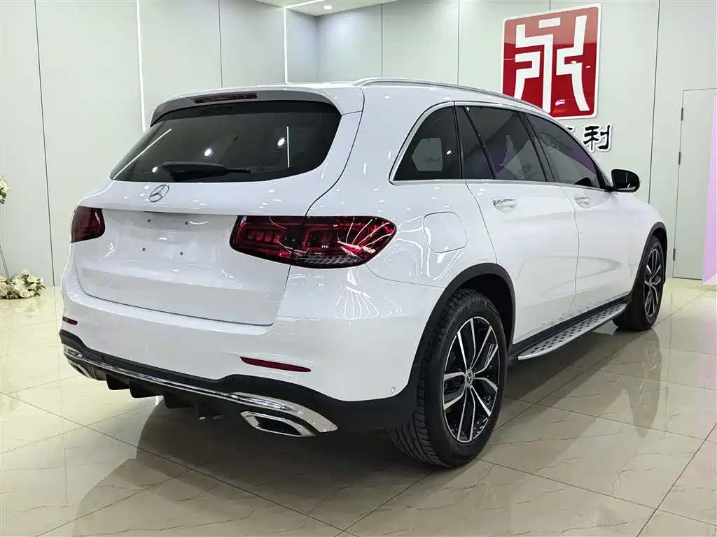 Mercedes-Benz GLC 2020 GLC 300 L 4MATIC Dynamic фото 4