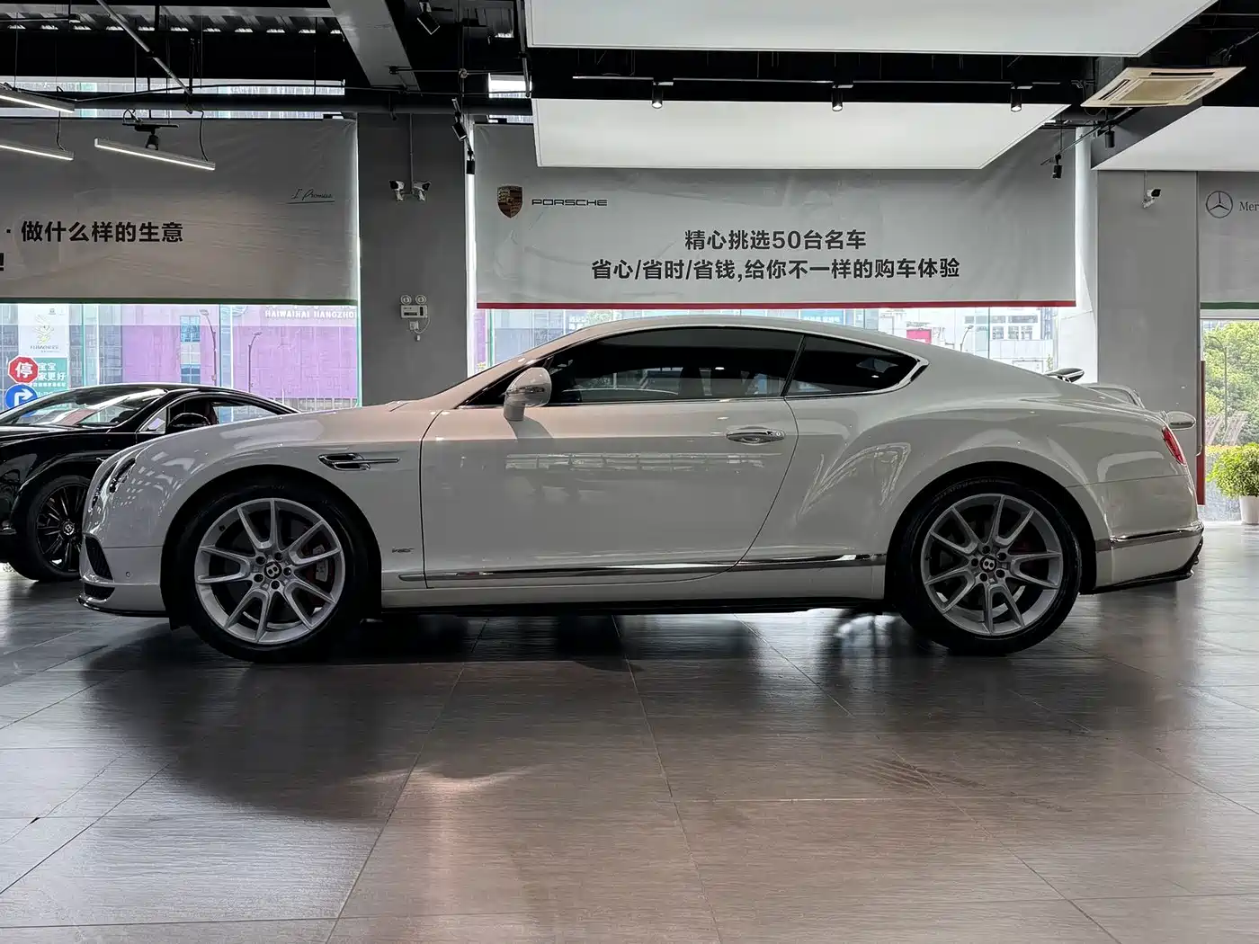 Фото 16 - Bentley Continental