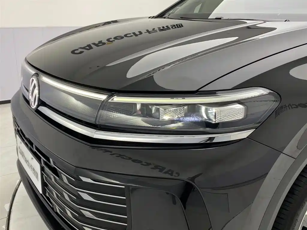 Volkswagen Talagon 2025 Model 450TSI AWD Premium 6-Seater фото 9