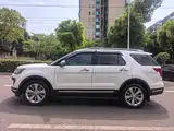 Фото 8 - Ford Explorer (Import)