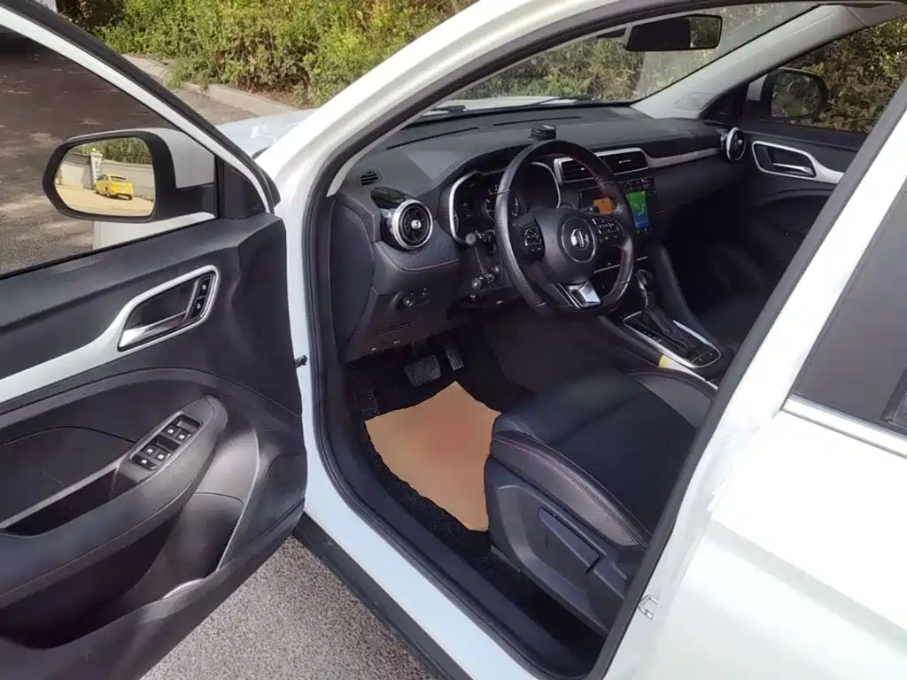 MG ZS 2021 2020 180DVVT Automatic Lite