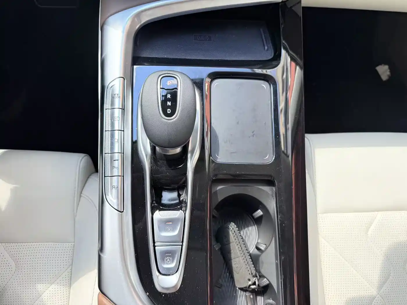 Voyah Auto VOYAH FREE 2022 2021 AWD Standard Range Extender Exclusive Luxury Package