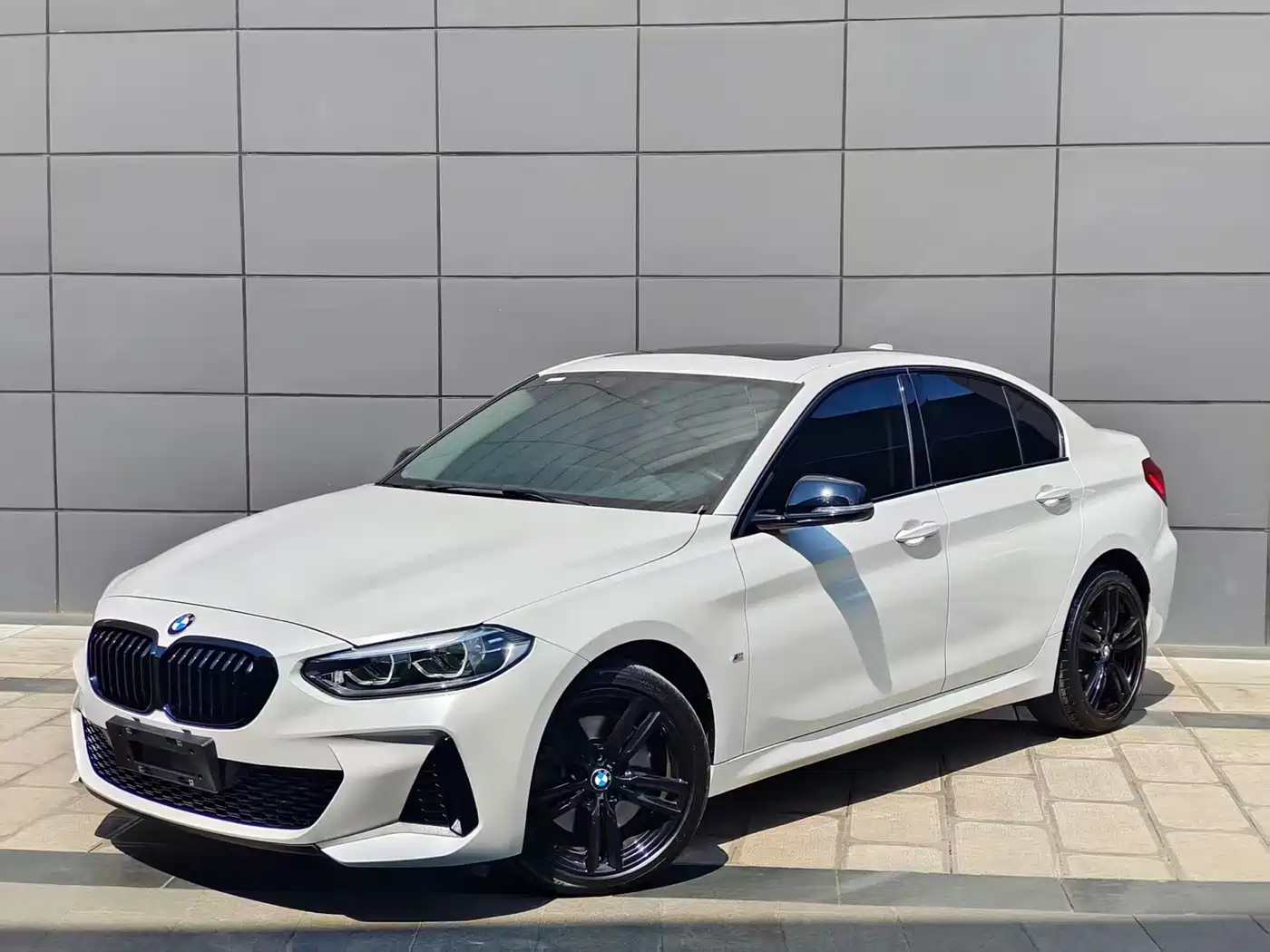 BMW 1 Series 2023 125i M Sport Shadow Edition
