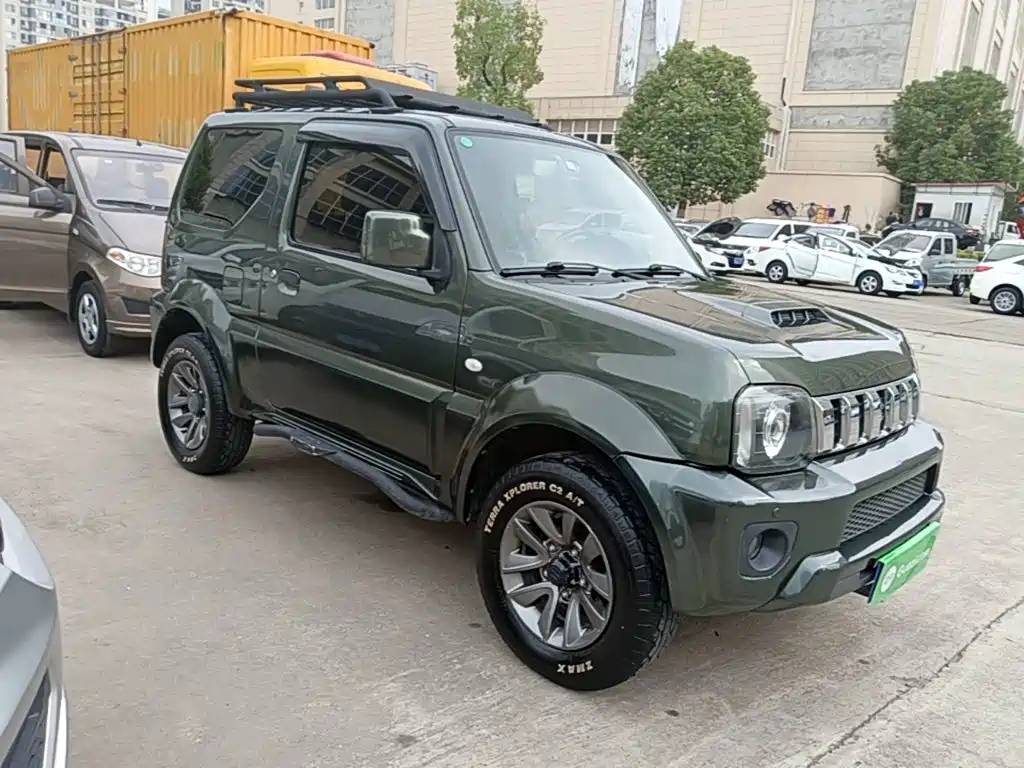 Suzuki Jimny (Import) 2015 2015 1.3 AT JLX Navigation Edition