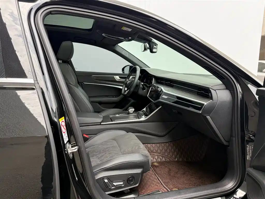 Audi A6L 2024 55 TFSI quattro Exclusive Dynamic фото 13