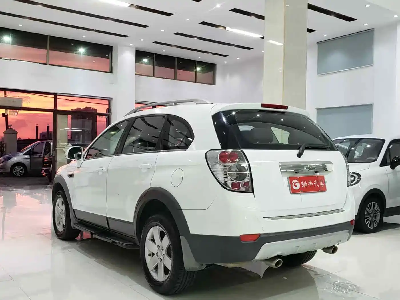 Chevrolet Captiva 2013 2014 2.4L 2WD Urban 7-seater