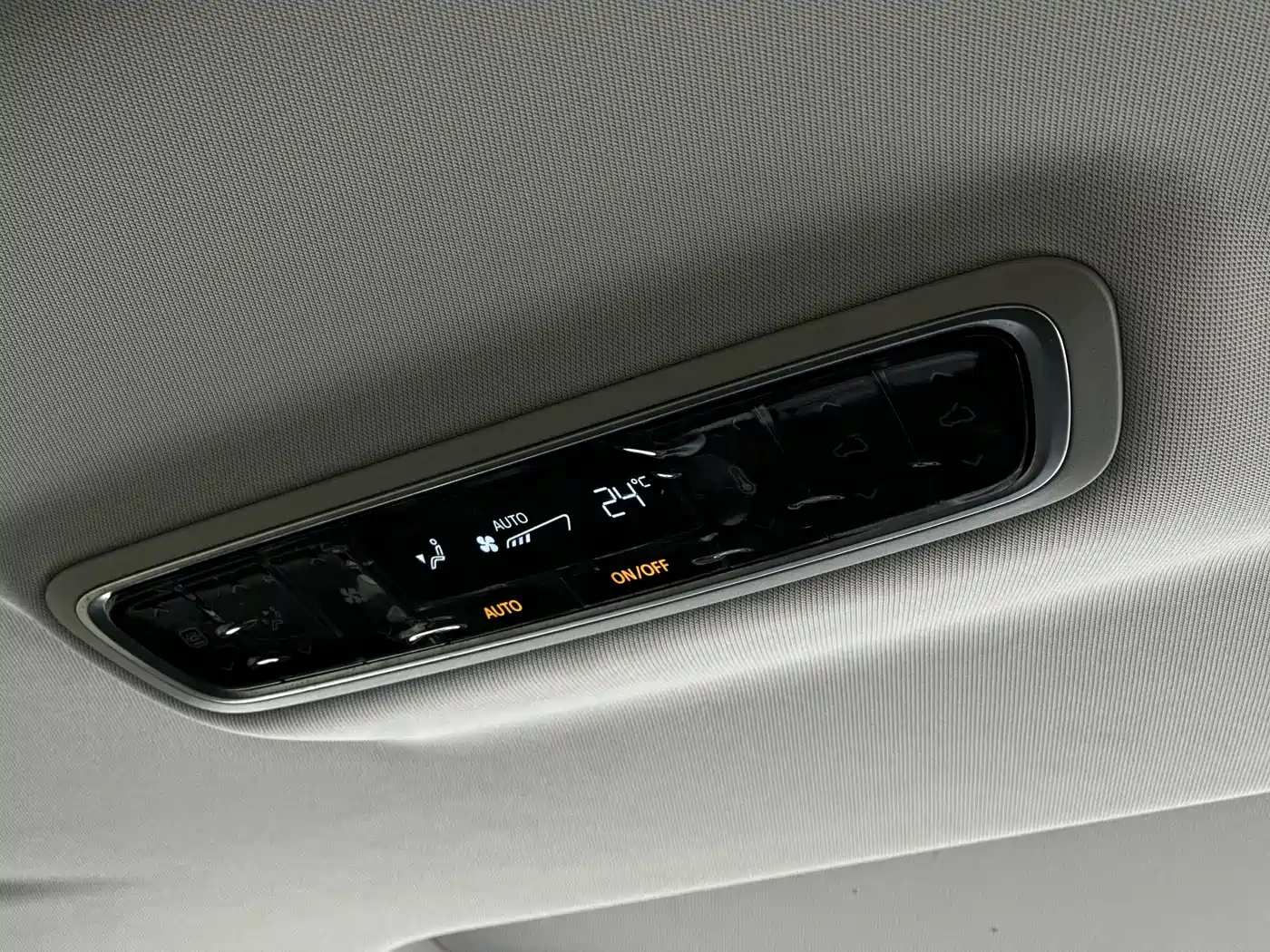SAIC Maxus Maxus G90 2022 2.0T Interstellar 7-seater фото 20