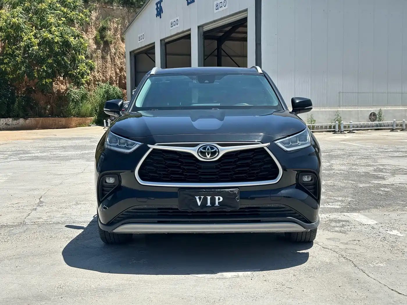 Фото 2 - Toyota Highlander