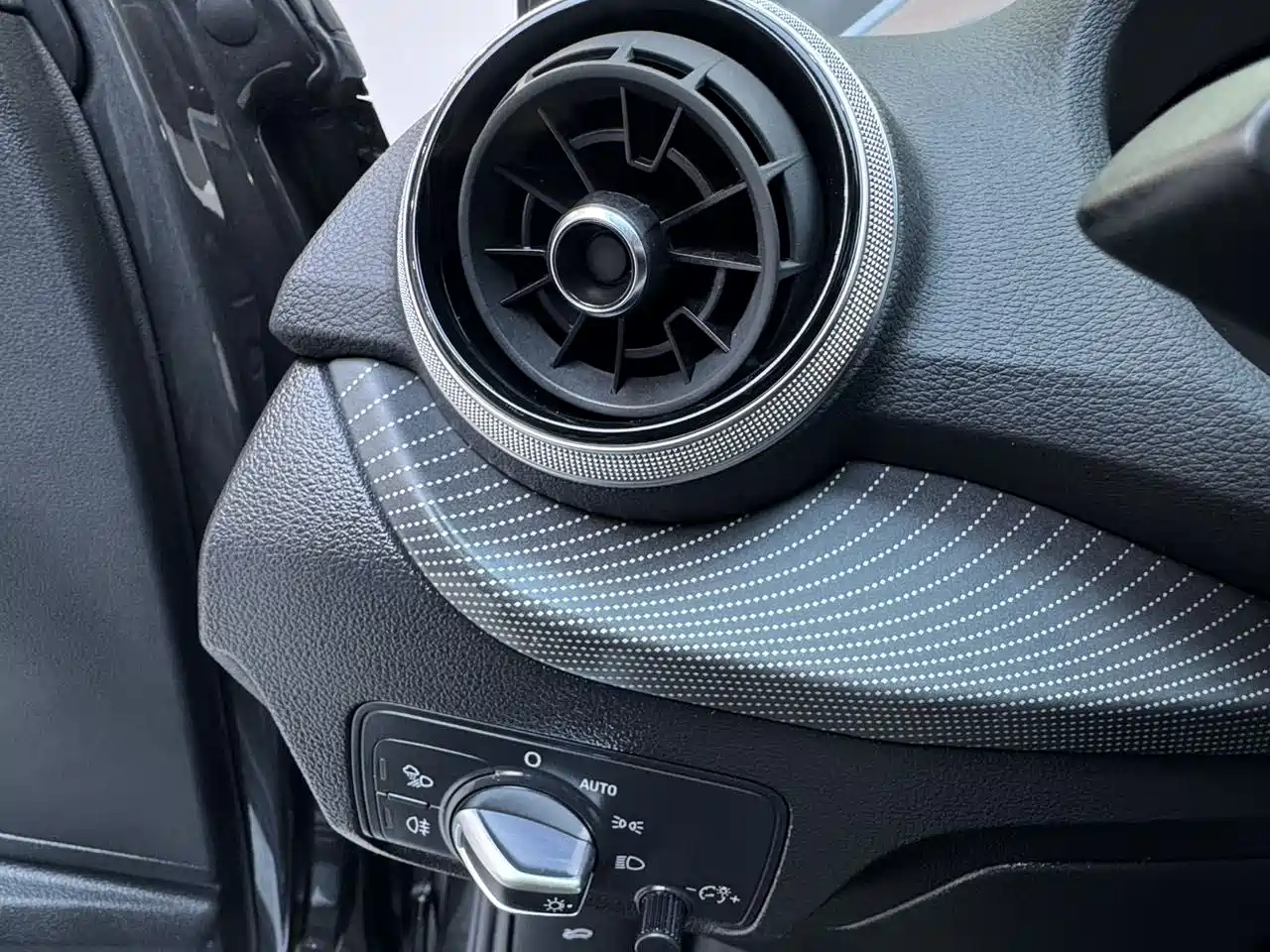 Audi Q2L, миниатюра 17