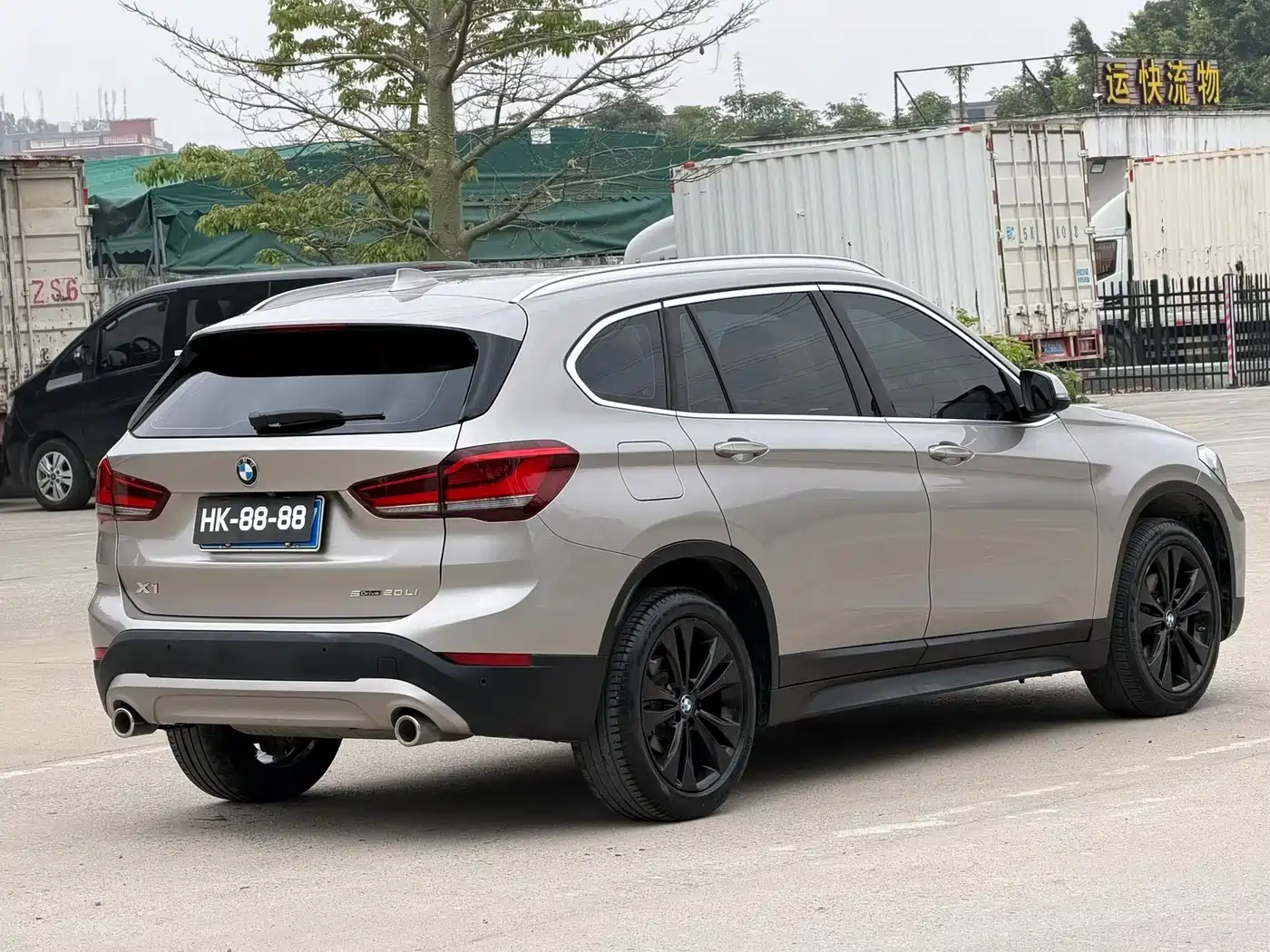 BMW X1 2020 sDrive20Li Fashion Model фото 9
