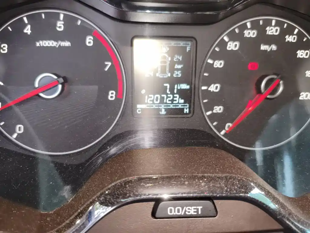Baojun 310W 2017 2017 1.5L Manual Fashion Edition (China V)