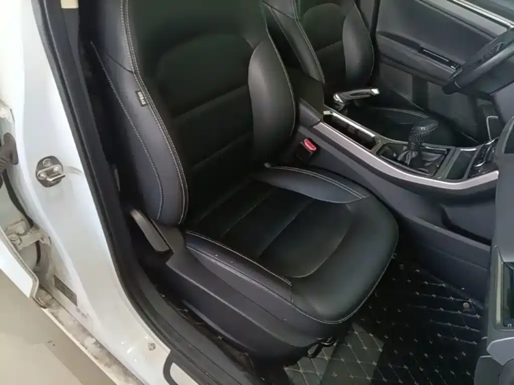Geely Emgrand GL 2019 2018 1.4T Manual Elite Smart Connection
