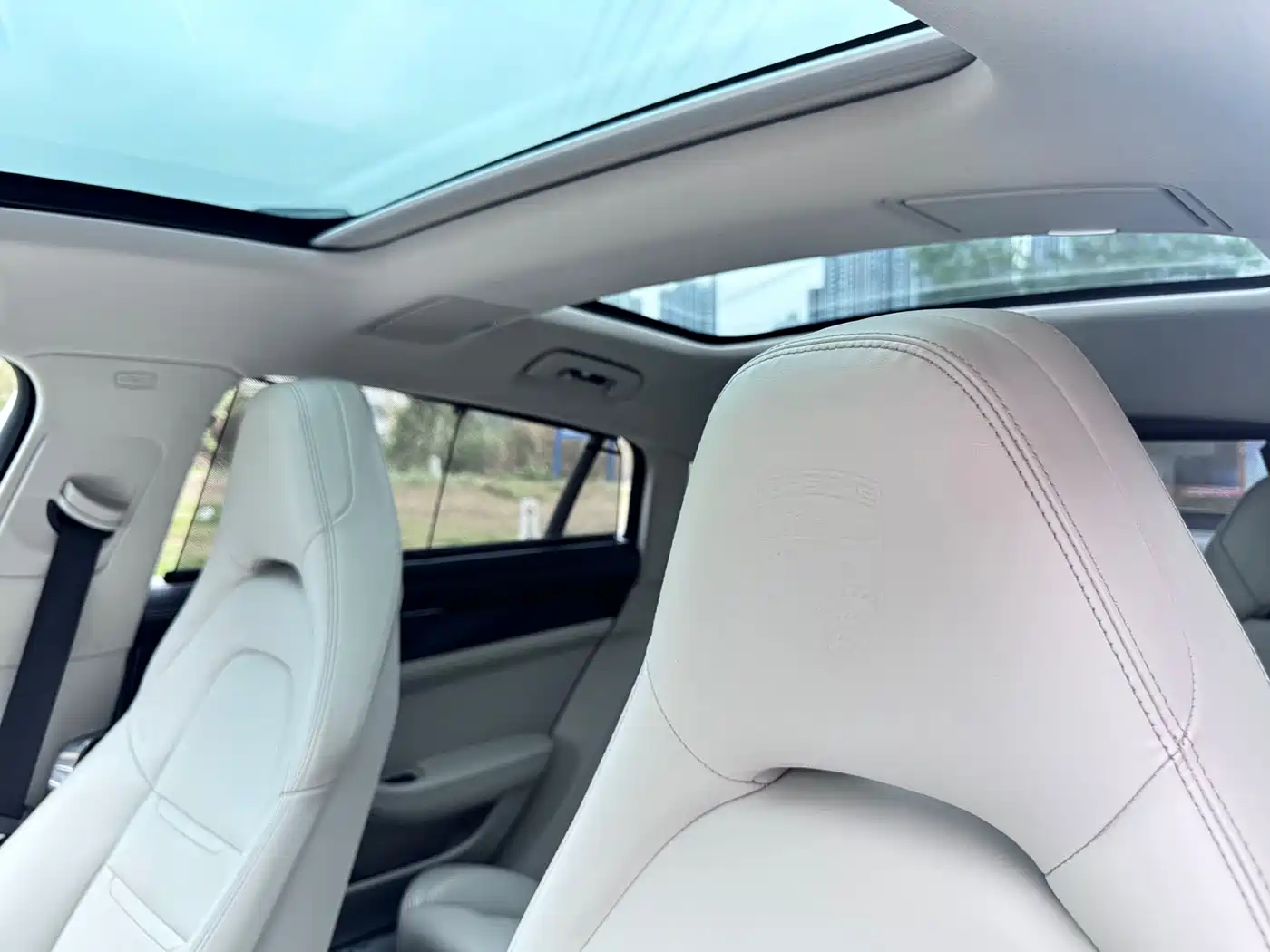 Porsche Panamera 2017 Panamera Executive Long Wheelbase 3.0T фото 17