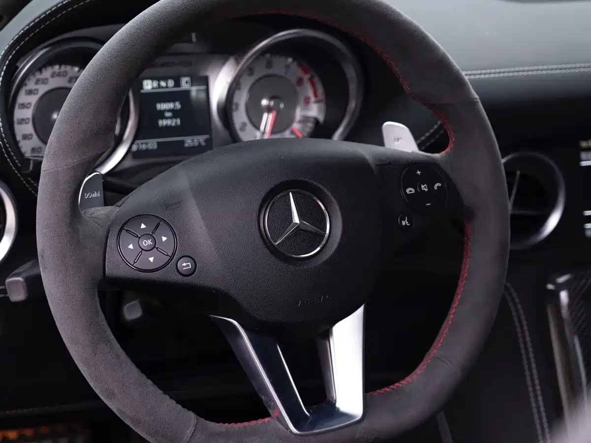 Mercedes-Benz SLS AMG 2012 2011 SLS AMG