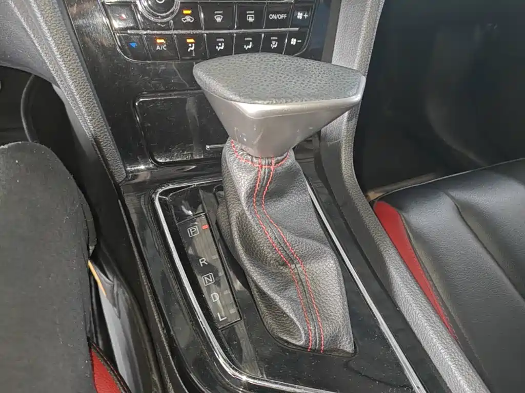 Venucia D60 2018 2018 1.6L CVT Smart Elite Edition