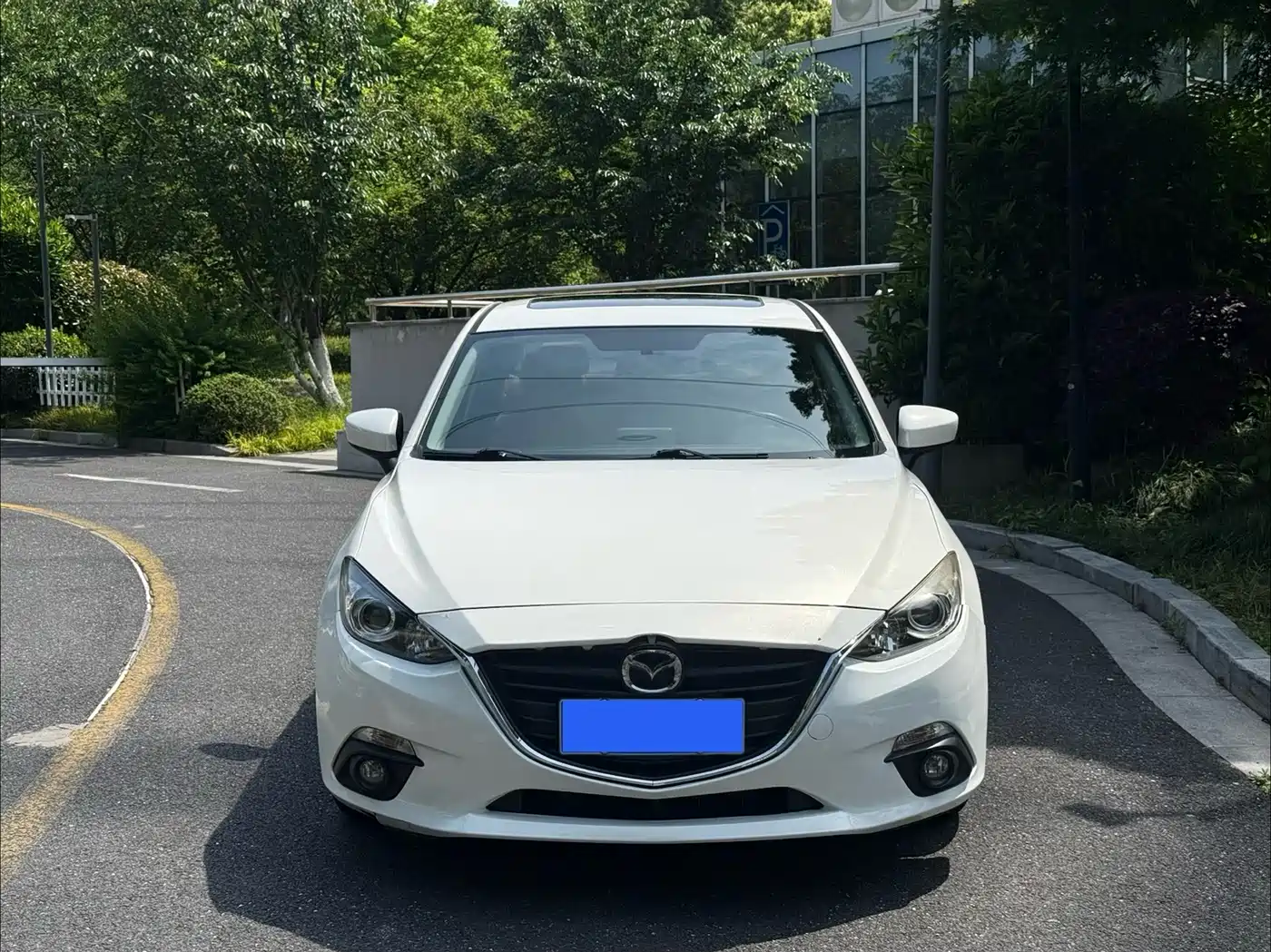 Mazda Mazda 3 2014 2014 Sedan 1.5L Automatic Luxury