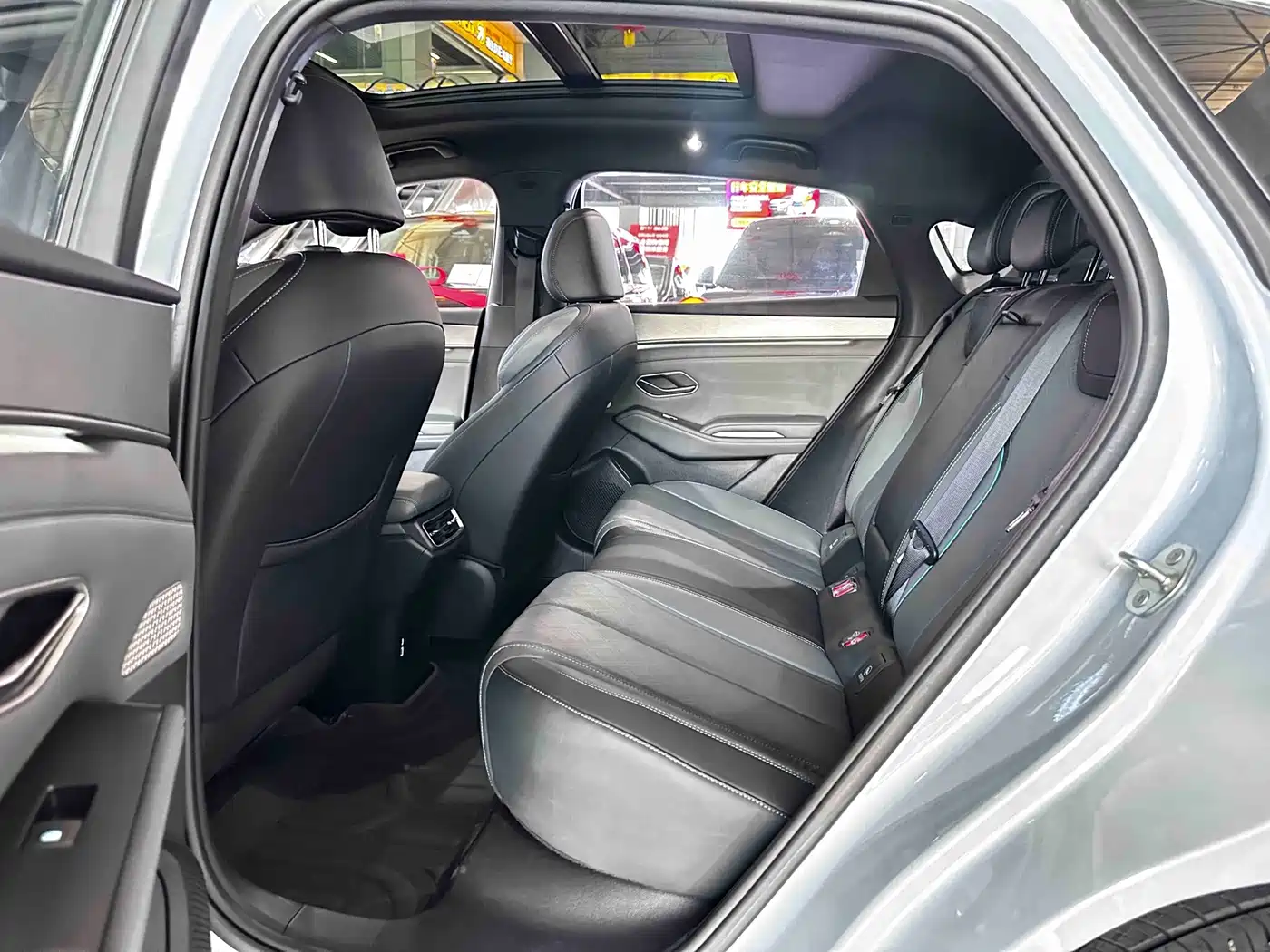 BYD Qin L 2025 2025 DM-i Smart Drive Edition 120KM Excellence Type