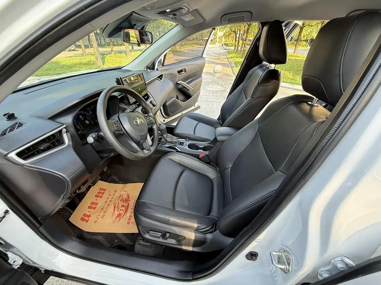 Toyota Corolla Cross 2024 2024 Model 2.0L Pioneer Edition