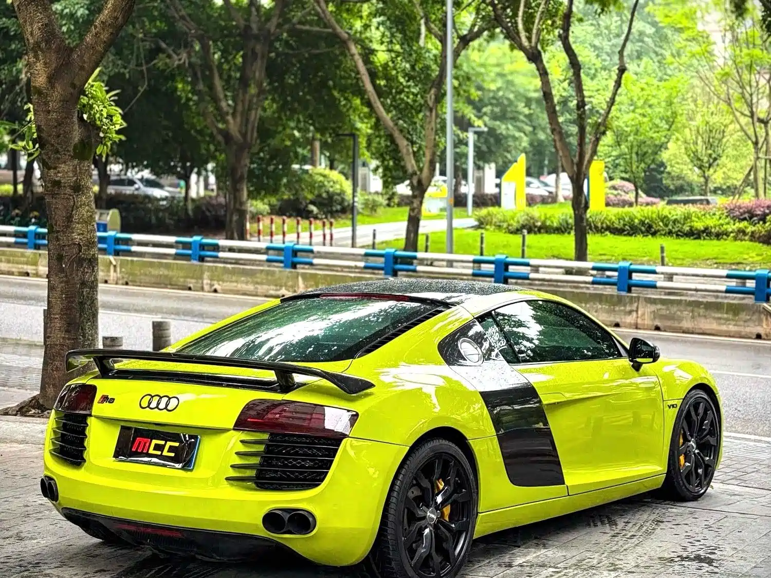 Фото 6 - Audi R8