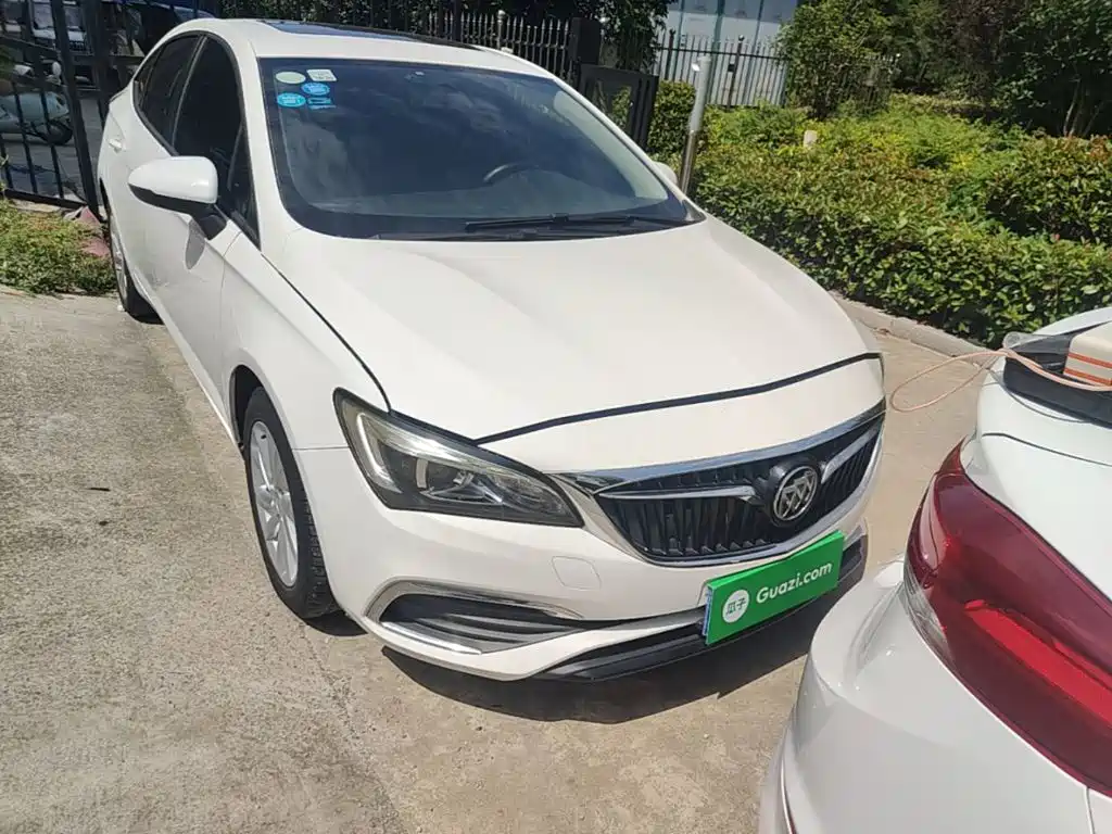 Фото 3 - Buick Verano
