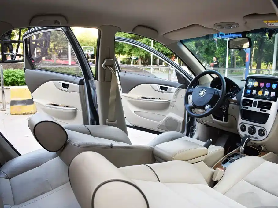 Photo 12 - Buick Excelle