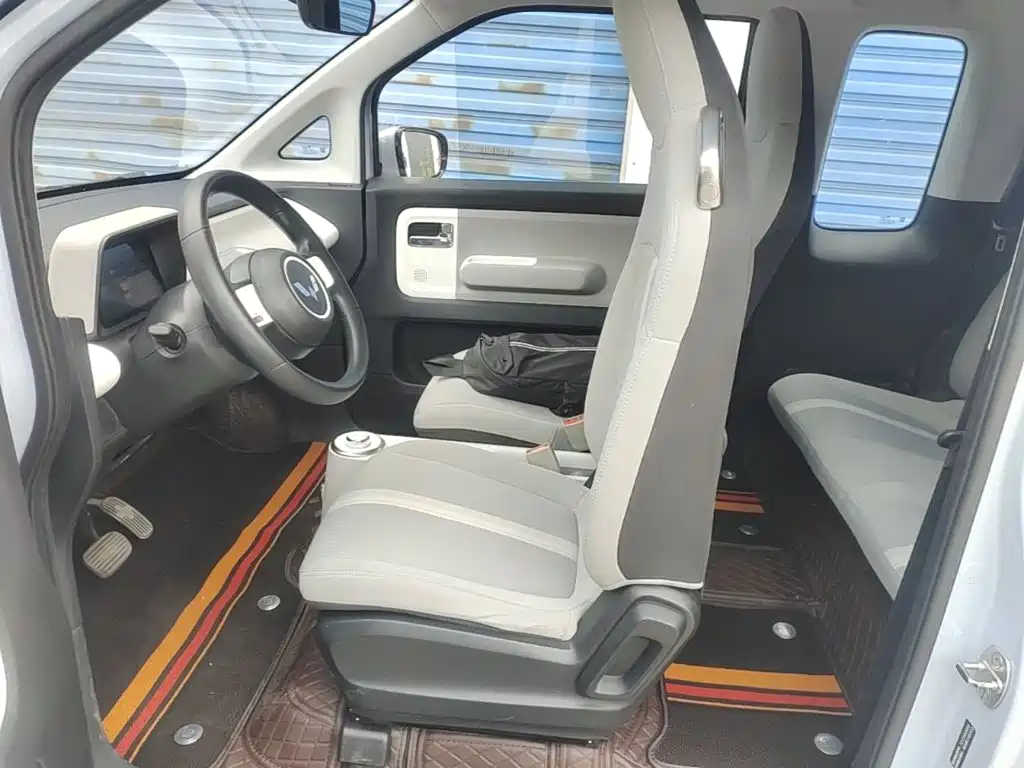 Wuling Motors Wuling Air ev 2023 2023 Model 4-Seater Standard Edition
