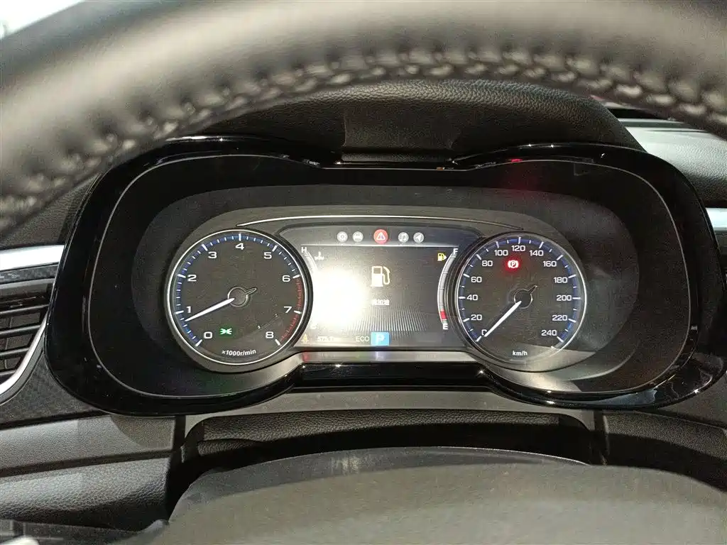 GAC Trumpchi Trumpchi GS7 2017 320T 2WD Luxury Smart Connect фото 4