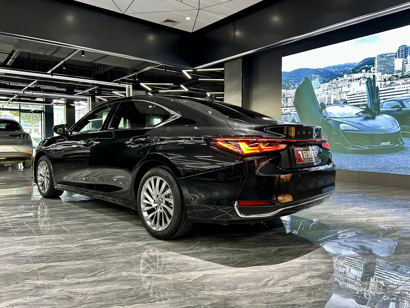 Lexus ES 2025 2025 200 Ultimate Edition
