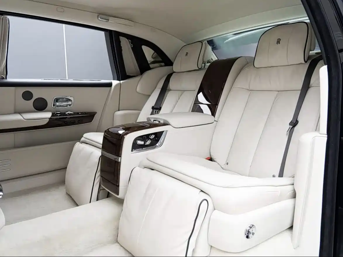 Rolls-Royce Phantom 2018 2018 6.7T Long Wheelbase Version