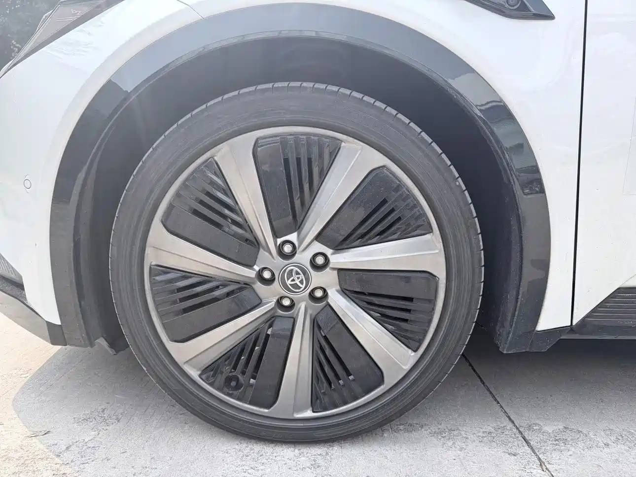 Toyota bZ5 2025 2025 550 PRO Smart Edition