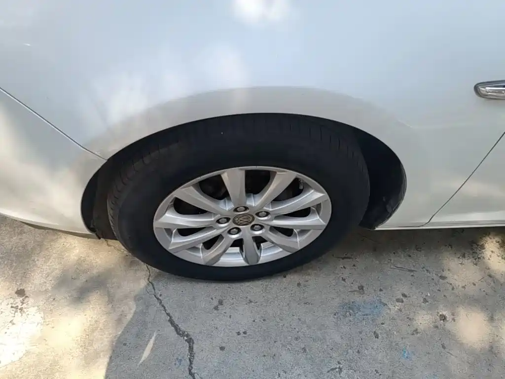 Фото 23 - Buick Excelle