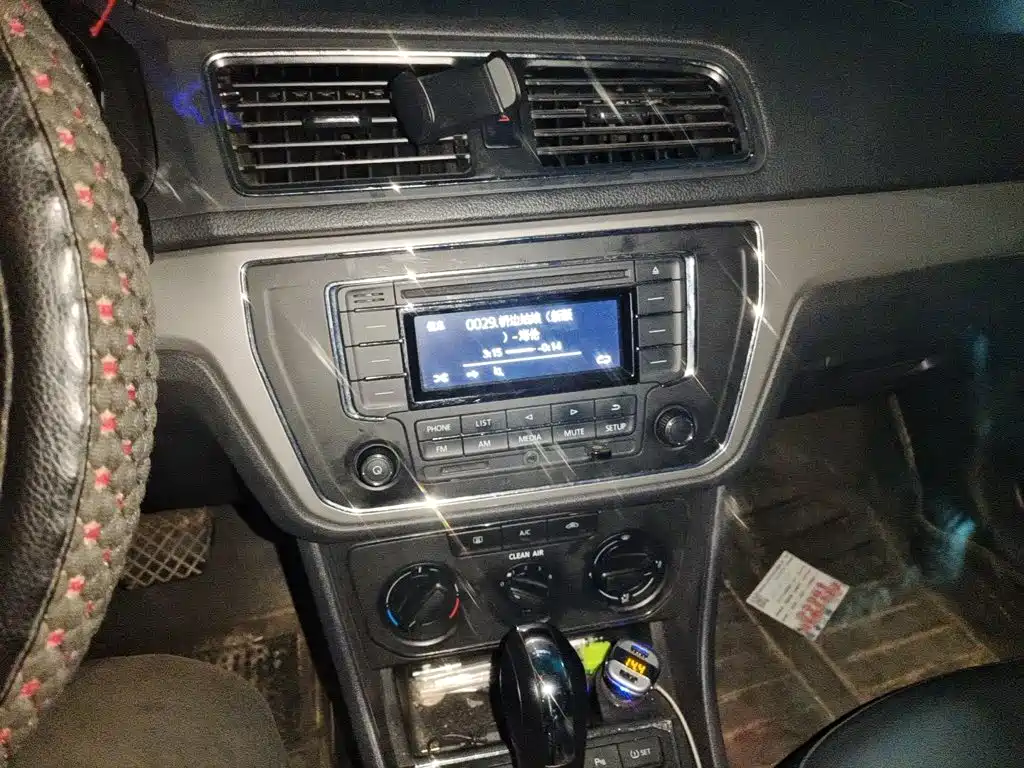 Фото 9 - Volkswagen Lavida