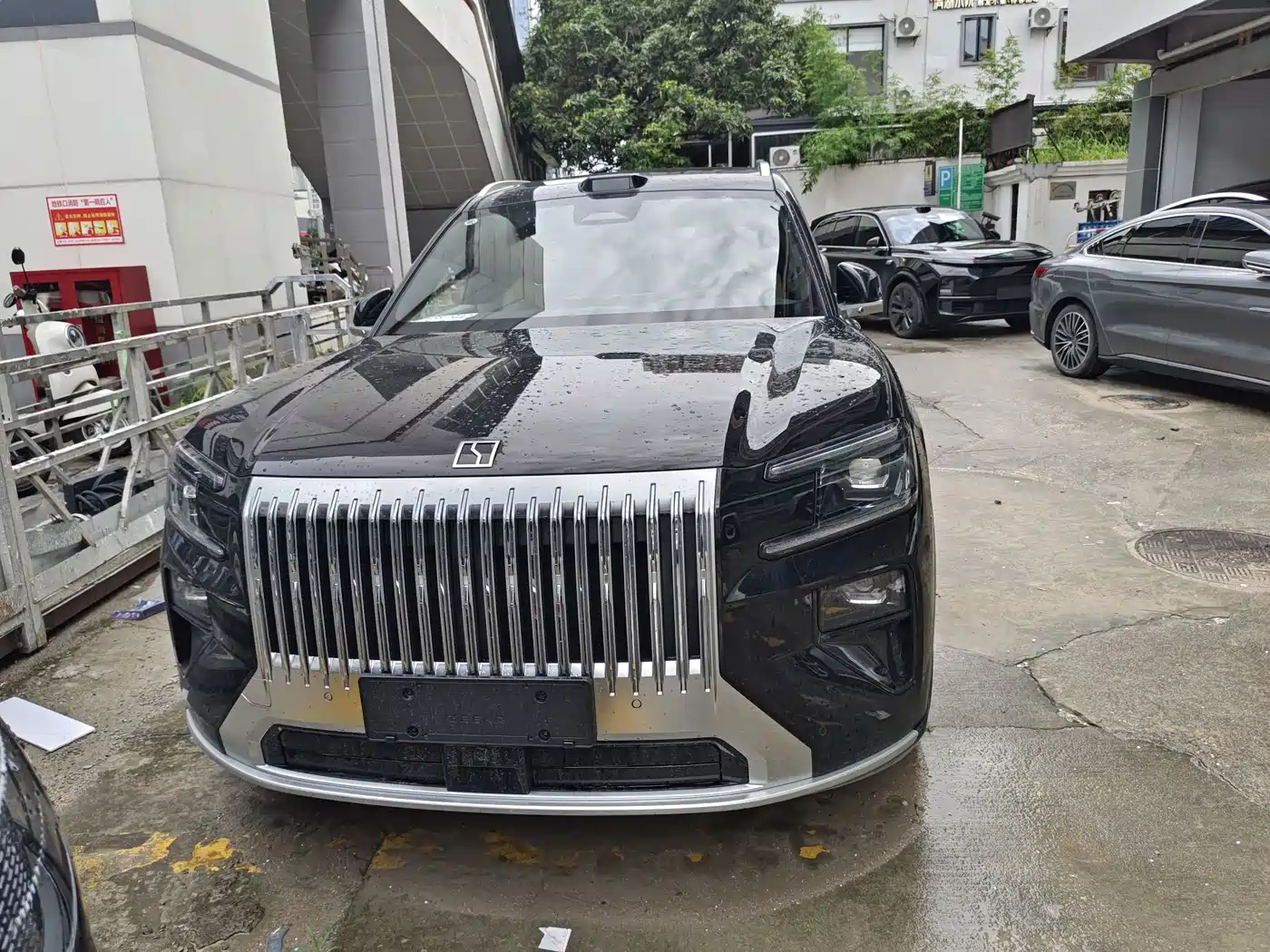 2026 ZEEKR 8X