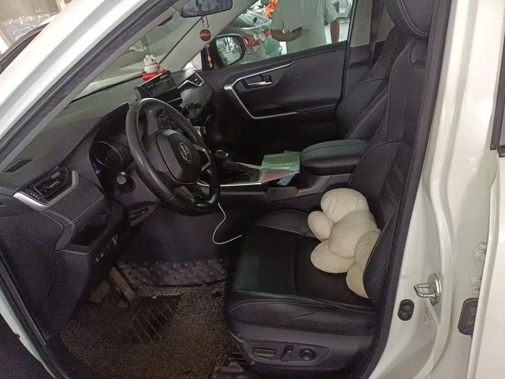 Toyota Wildlander 2021 2021 2.0L CVT 2WD Luxury Edition