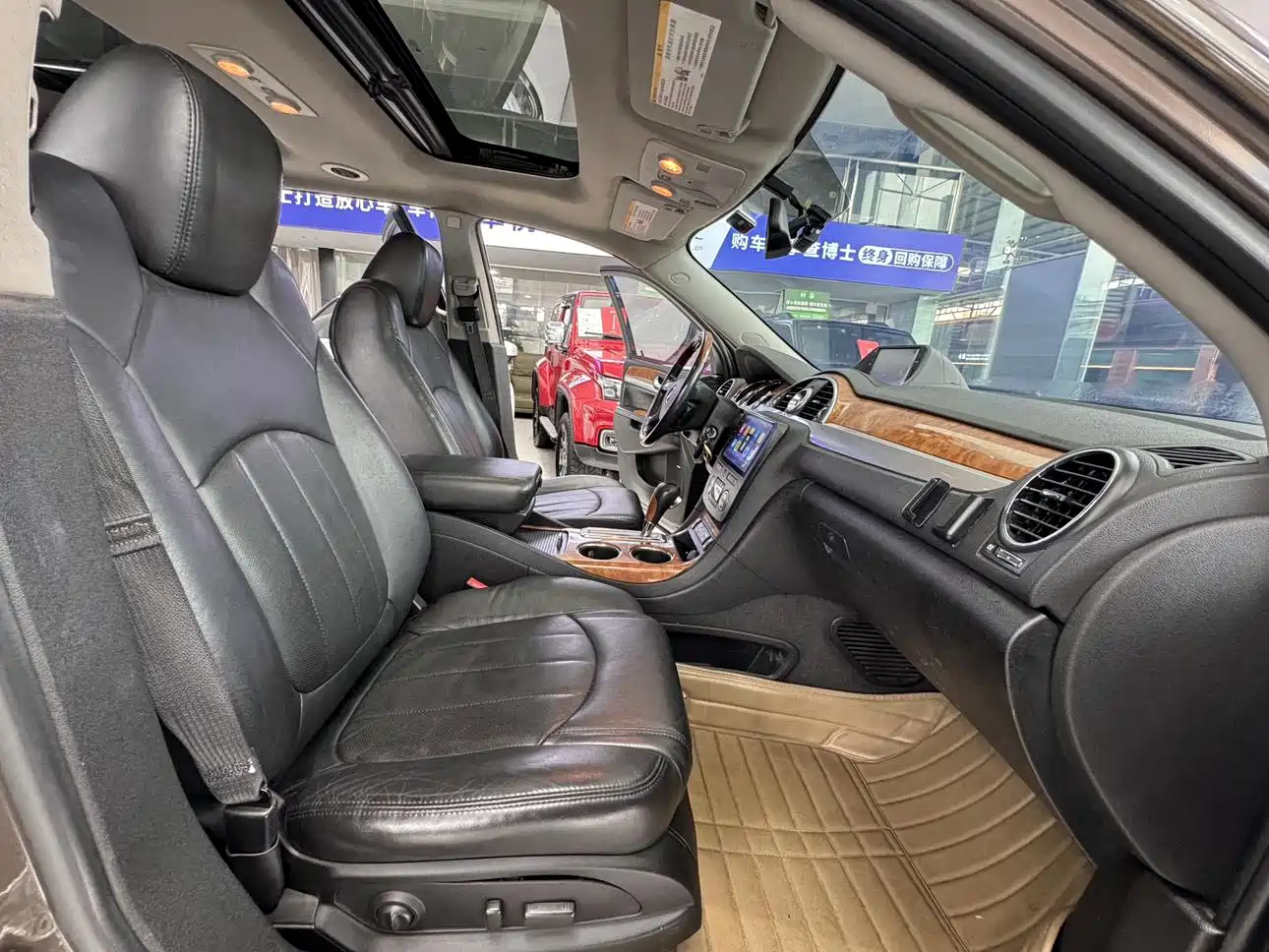 Фото 20 - Buick Enclave