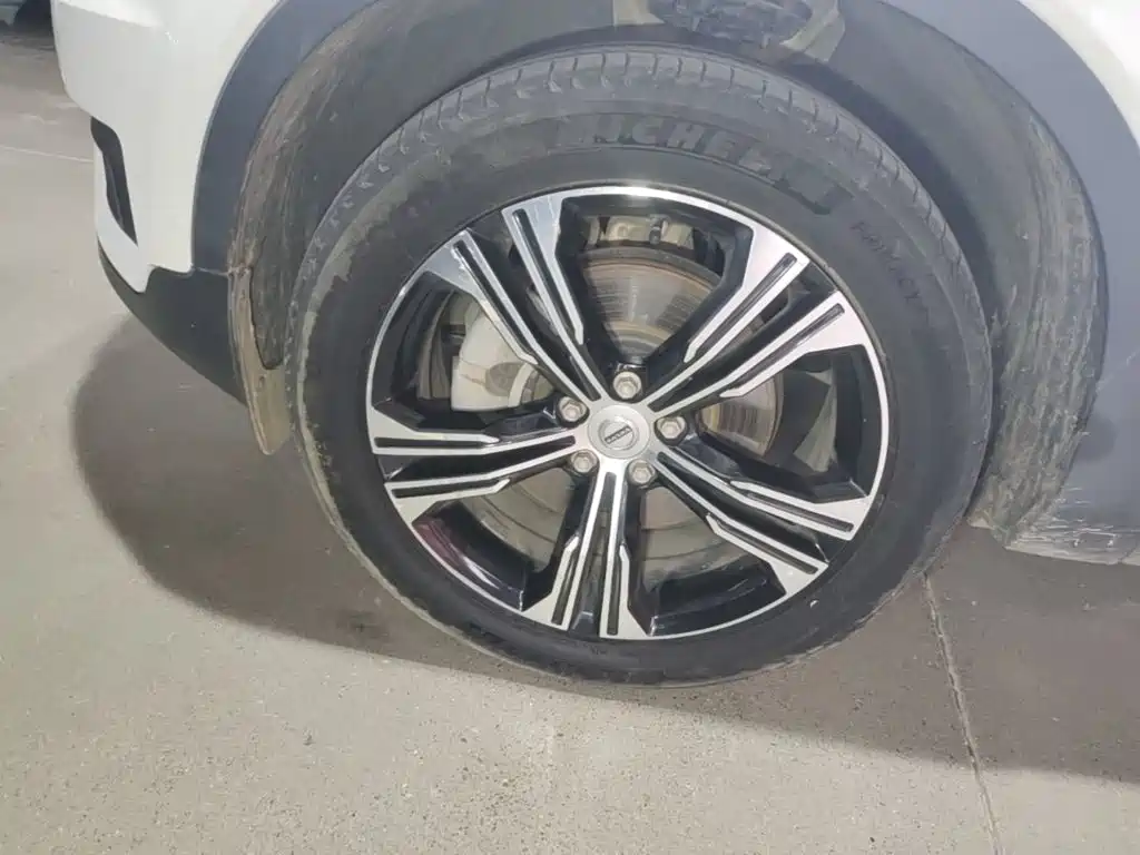 Volvo XC40 2021 2021 T4 AWD Smart Luxury Edition