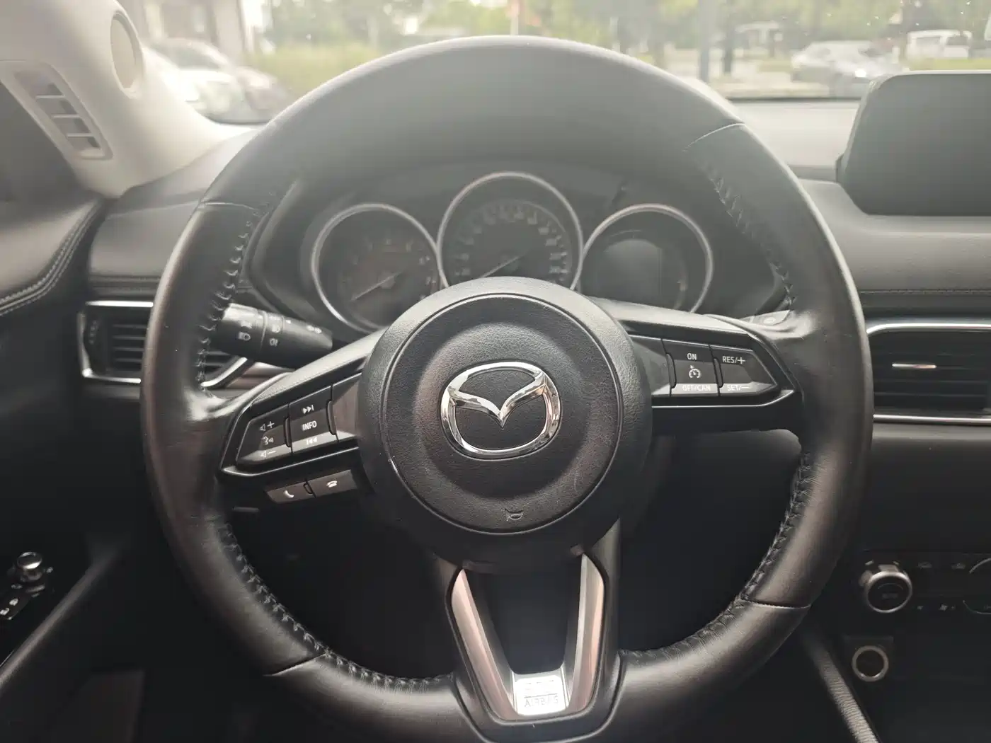 Фото 14 - Mazda CX-5
