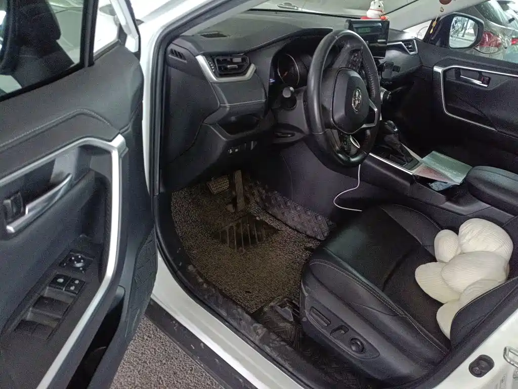 Toyota Wildlander 2021 2021 2.0L CVT 2WD Luxury Edition