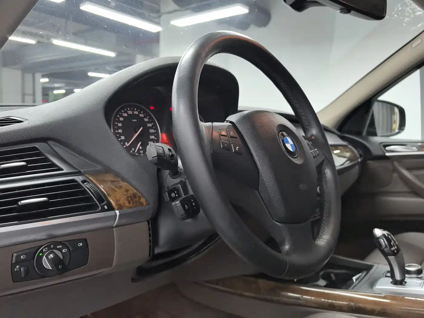 BMW X5 (Import) 2013 xDrive35i Leading фото 10