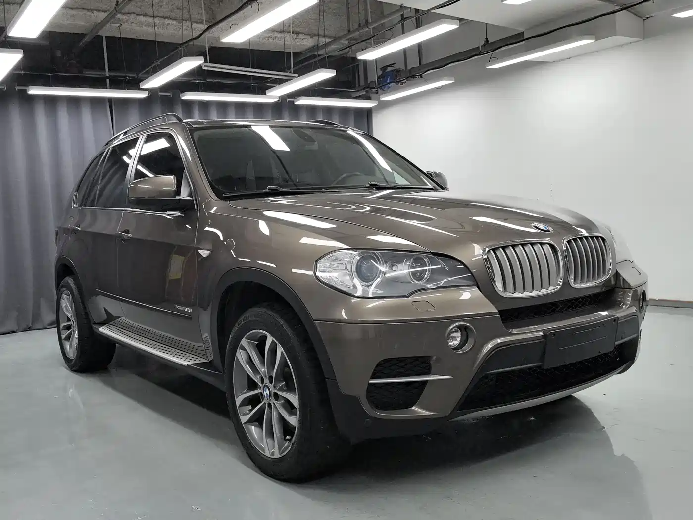 BMW X5 (Import) 2013 xDrive35i Leading фото 3