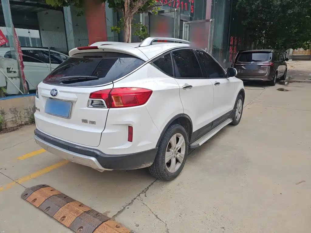 Besturn X80 2015 2015 2.0L Automatic Comfort Anniversary Edition