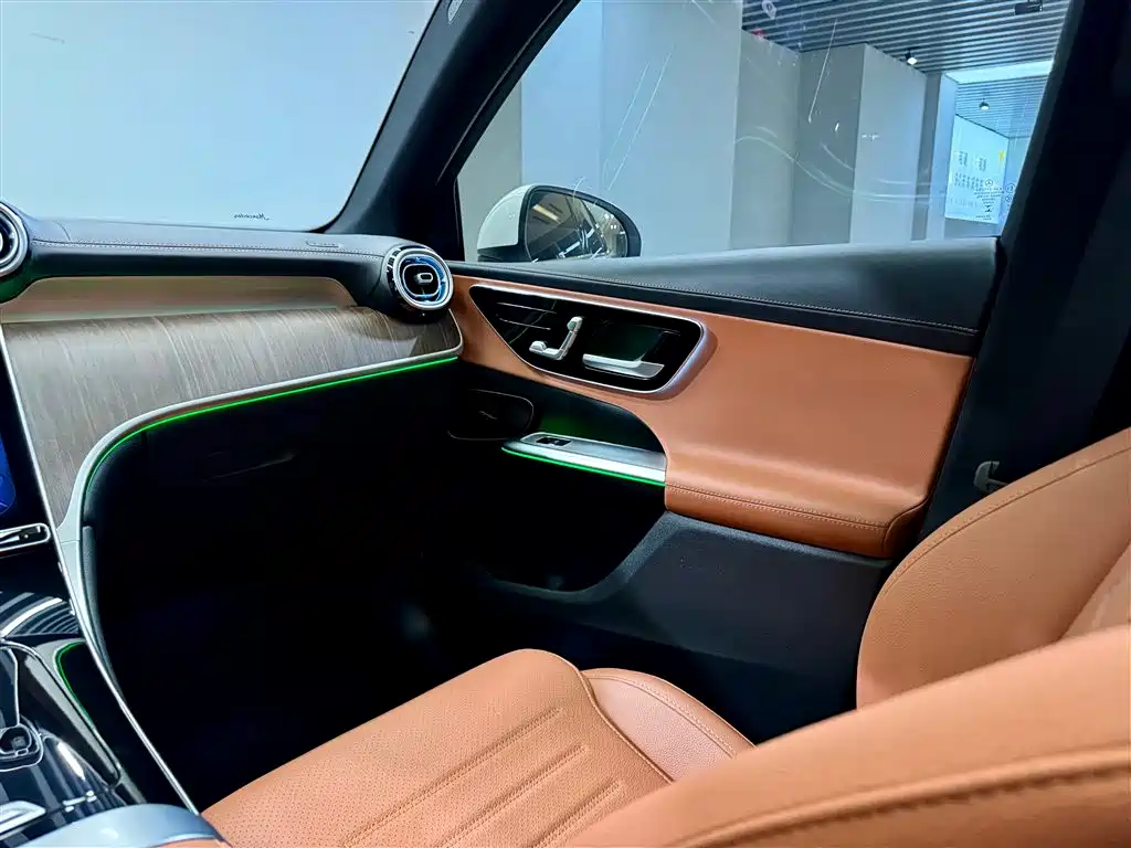 Mercedes-Benz GLC 2025 Facelift GLC 300 L 4MATIC Dynamic 5-seater фото 23