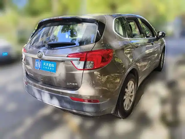 Buick Envision Plus 2017 20T FWD Premium — фото 2