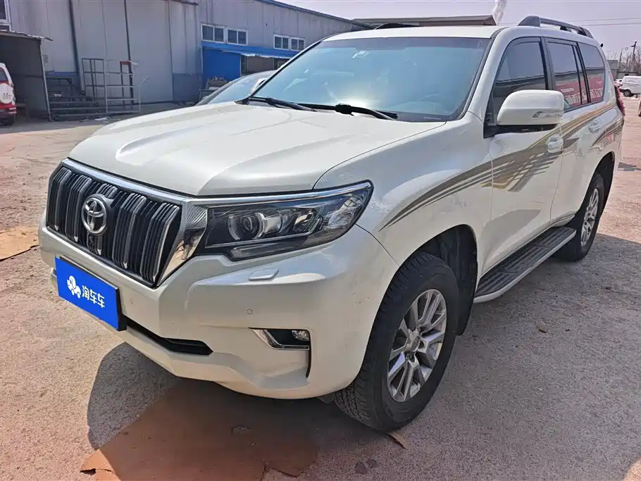 TOYOTA PRADO