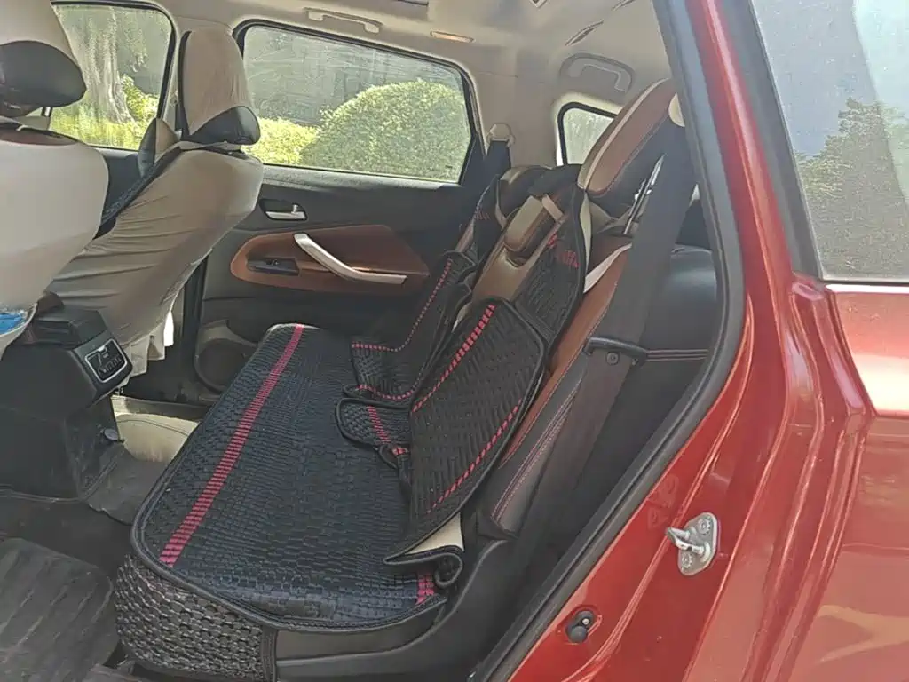 BAIC Huansu S3 2016 2016 S3L 1.5L Manual Premium