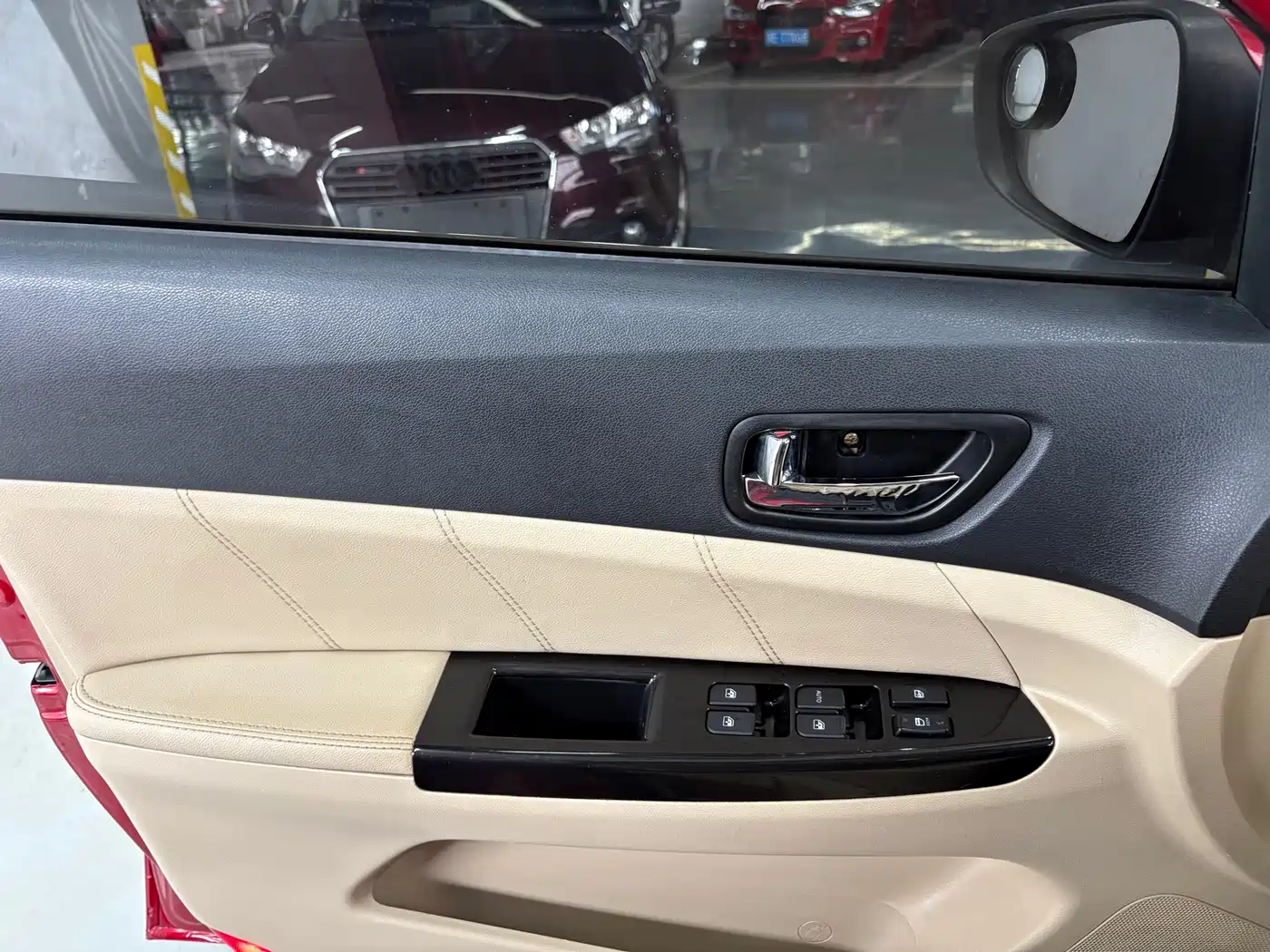 Фото 15 - Changan Eado