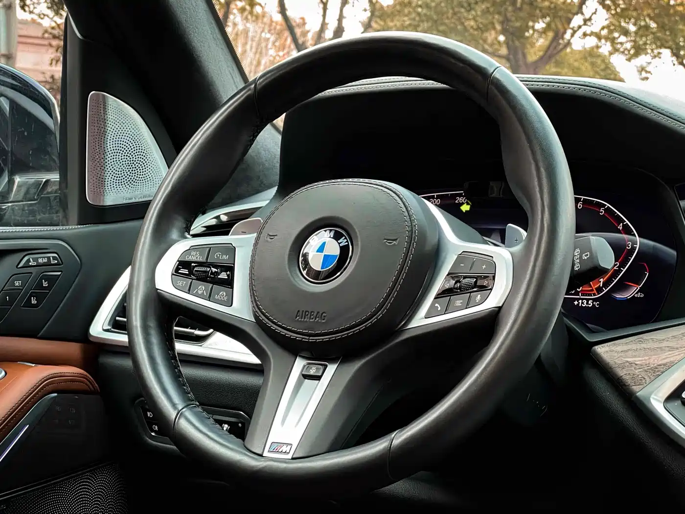 BMW X7 2020 2020 xDrive40i Executive M Sport Package