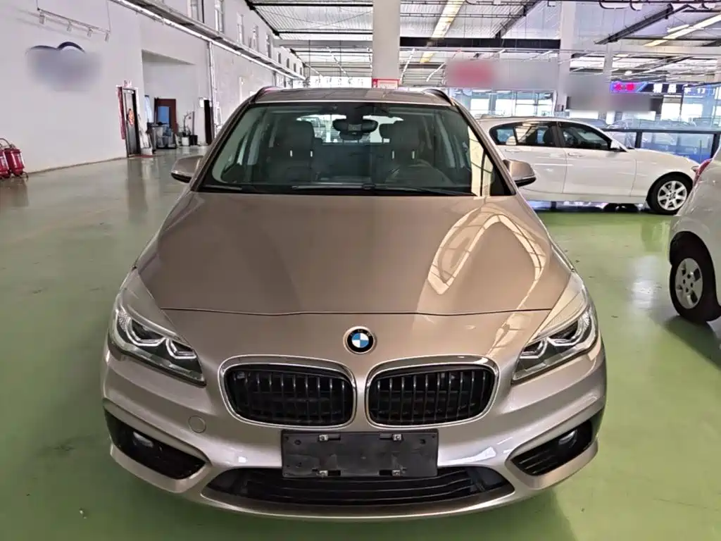 BMW 2 Series Touring 2016 2016 218i Sport Design Package