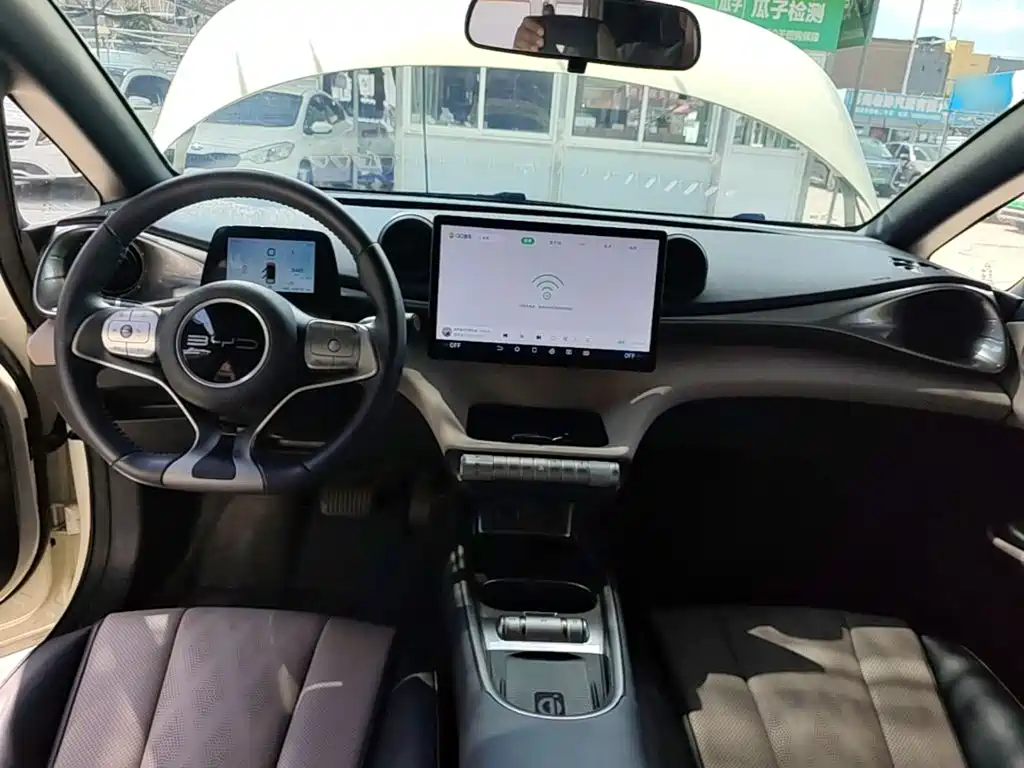 Фото 6 - BYD Dolphin