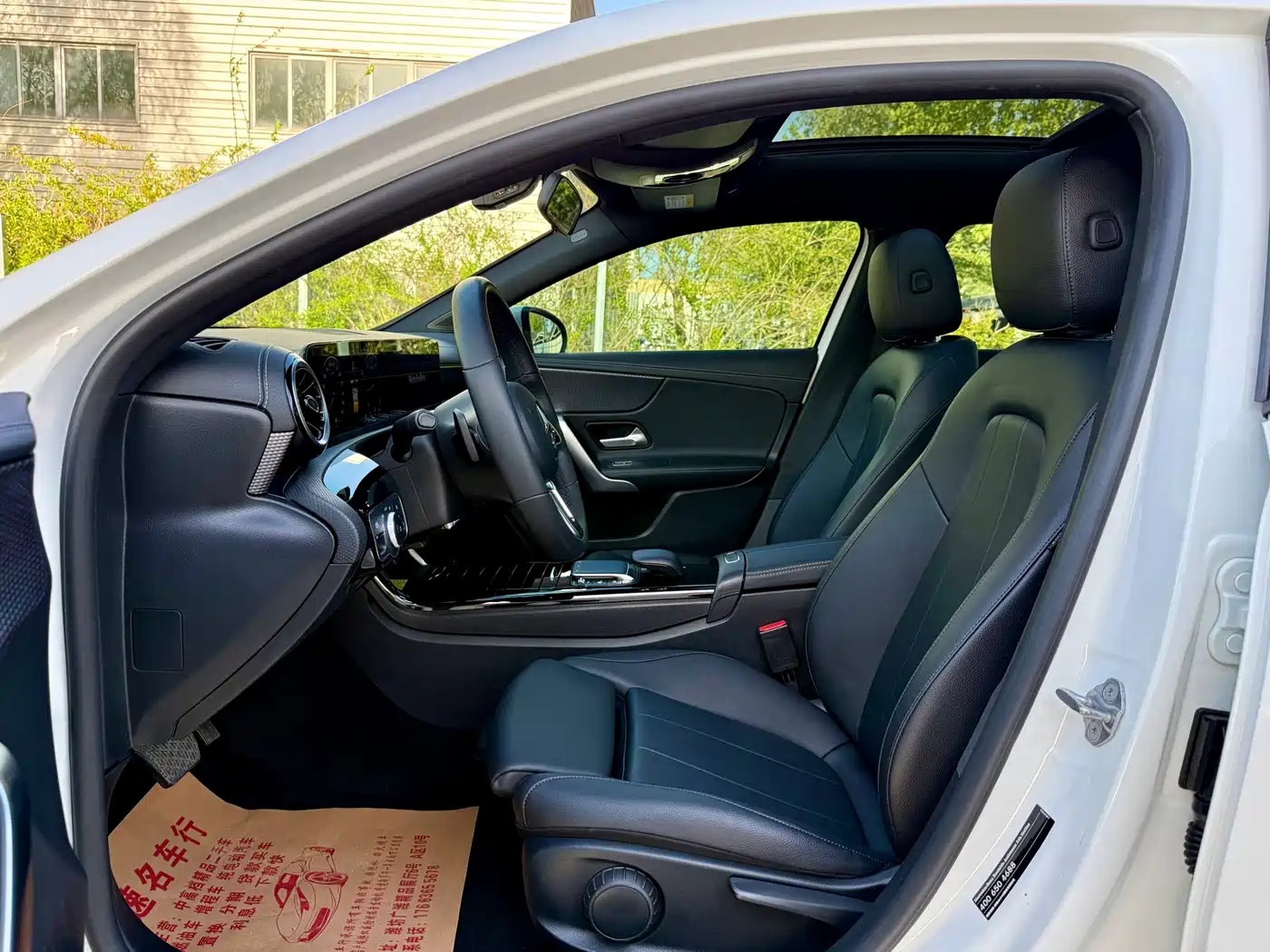 Mercedes-Benz A-Class 2022 A 200 L Sport Sedan Dynamic фото 16